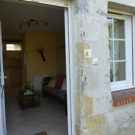 Gite à la ferme de La poterie Donnery Extérieur photo
